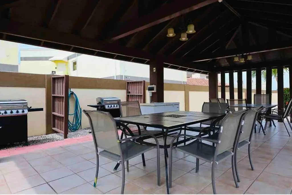 Eagle Beach Aruba Breeze Condominium Lime Palm Beach