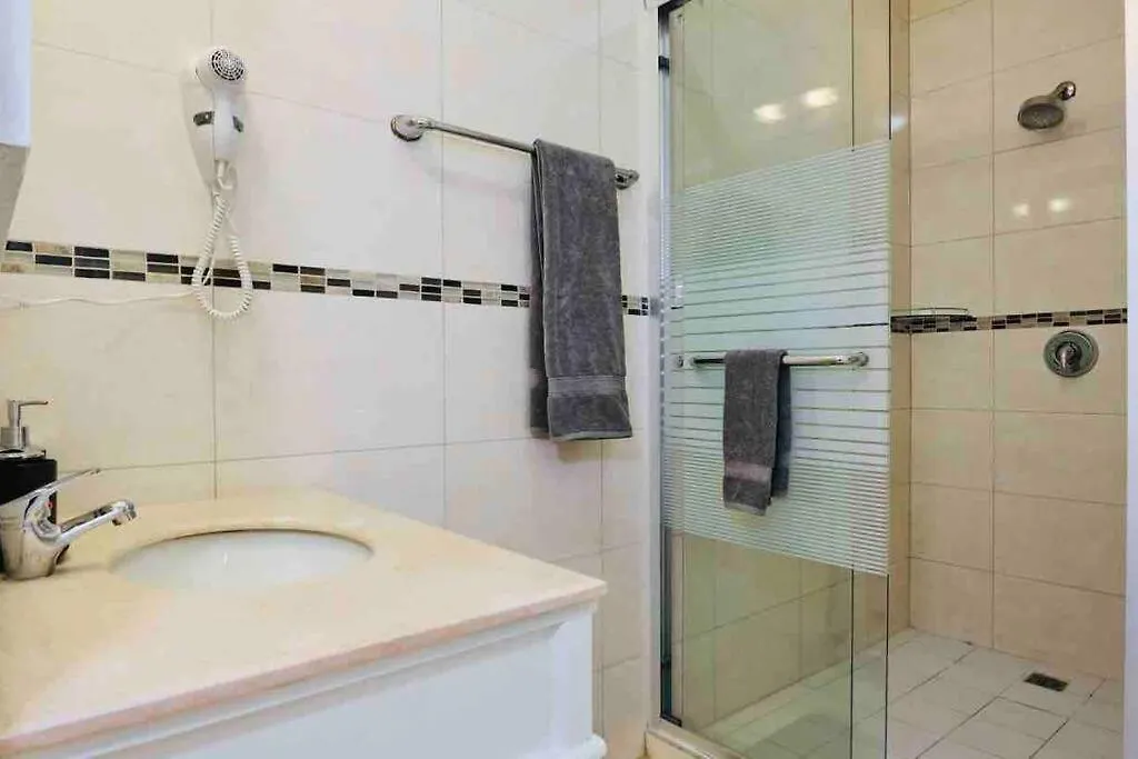 Eagle Beach Aruba Breeze Condominium Lime Palm Beach