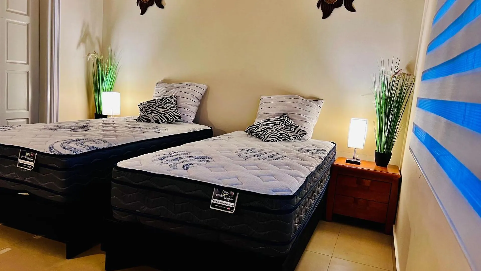Eagle Beach Aruba Breeze Condominium Lime Palm Beach 0*,  Aruba