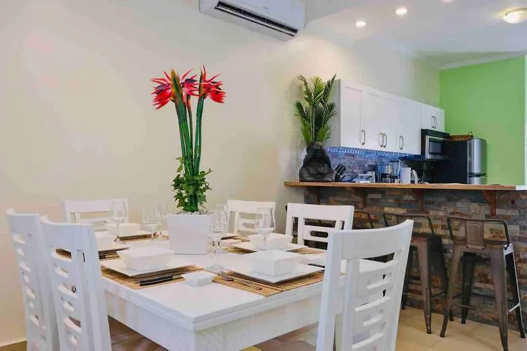 Eagle Beach Aruba Breeze Condominium Lime 팜비치 아루바